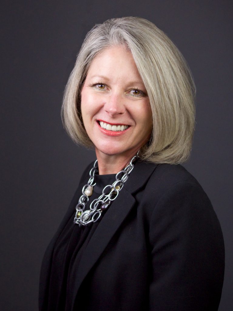 Lauren Branch headshot